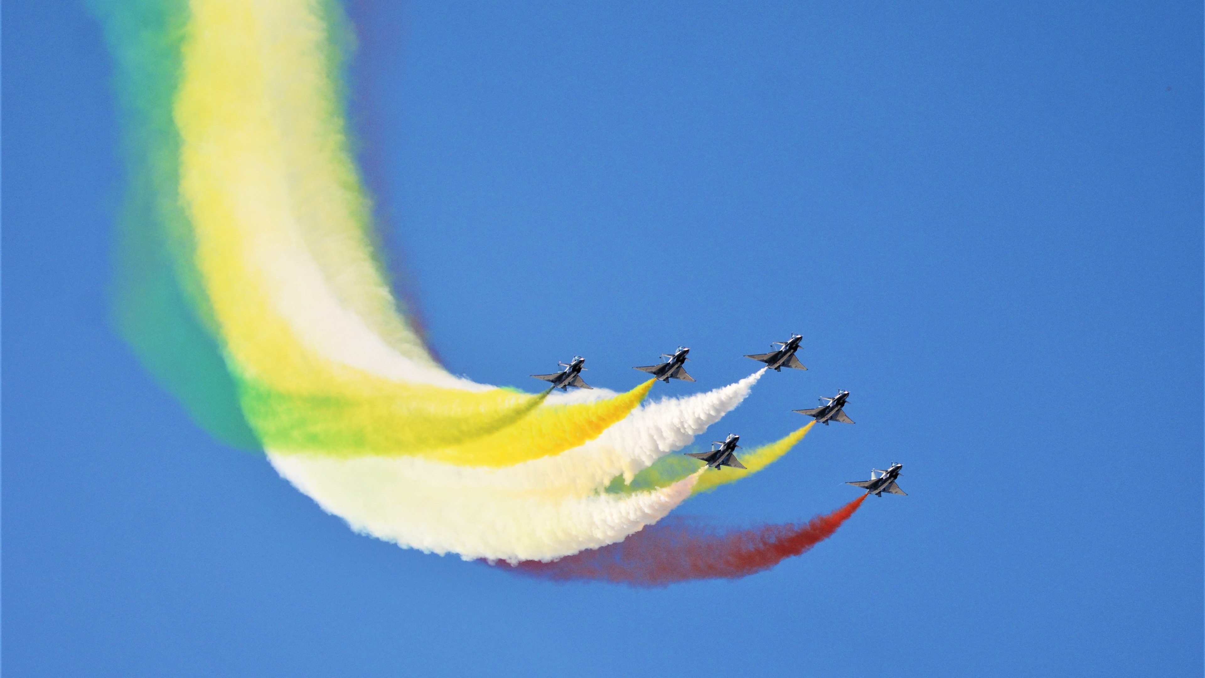 山西龙狮抓住篮板球优势创造二次进攻机会,山西龙晋球衣