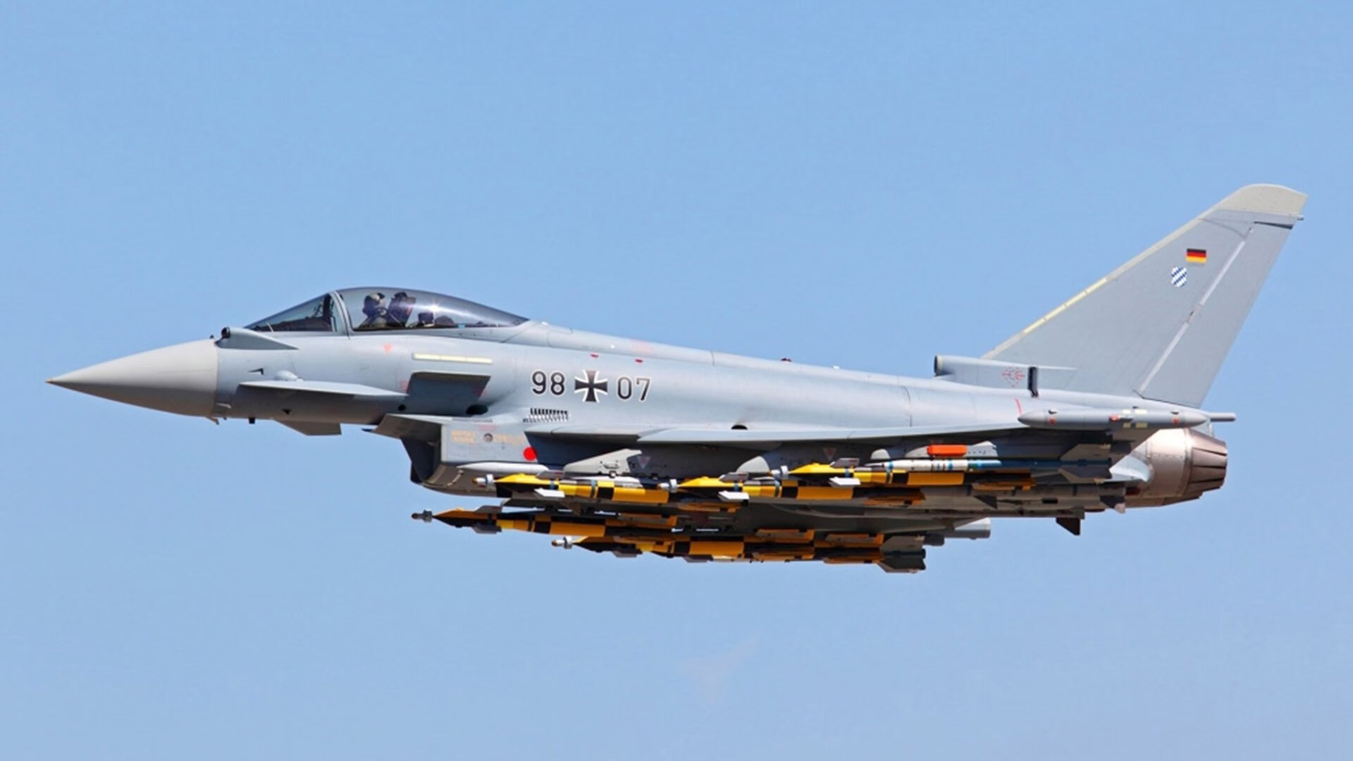 Kaiyun(中国)开云-里奇·麦考的盯防技巧成全黑队战术核心，堪称防守典范，nba麦考利